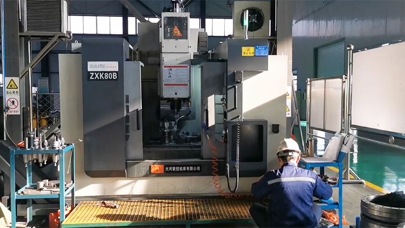 Machine de perçage-fraisage CNC